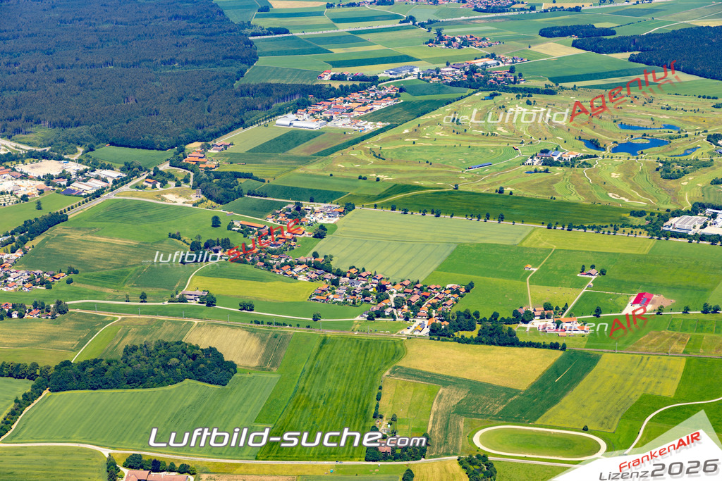 Aktuelles Luftbild von Marschall Holzkirchen - Die Luftaufnahme wurde 2022 mittels UL-Flugzeug erstellt ( keine Drohne ) - hochauflösende Kamera-Systeme von  Canon -Beste Qualität - Für grossformatige Ausdrucke geeignet. Die Geschenkidee !