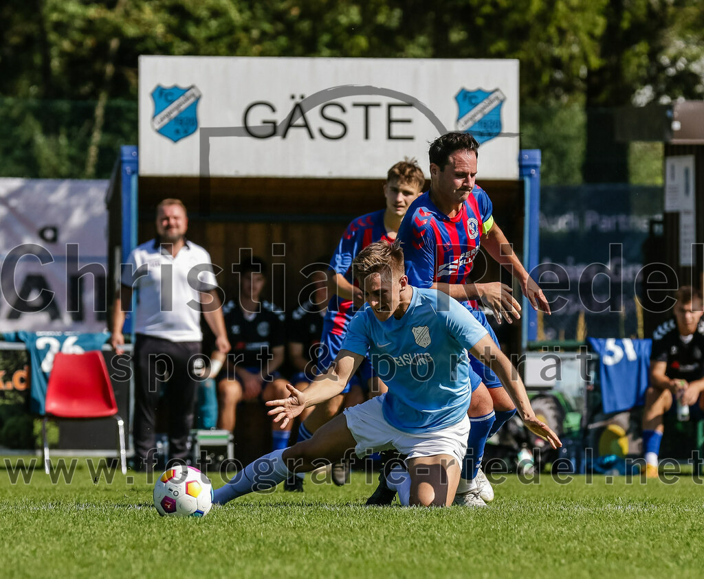 2023-09-16_114_FC_Langengeisling_gegen_TSV_Dorfen | Erding, Deutschland, 16.09.2023:
Fußball, Bezirksliga Oberbayern Ost 2023 / 2024, 9. Spieltag, FC Langengeisling gegen TSV Dorfen, Endergebnis: 3:1

Niko Simak (FC Langengeisling, #3), Gerhard Thalmaier (TSV Dorfen, #9)

Foto: Christian Riedel / fotografie-riedel.net