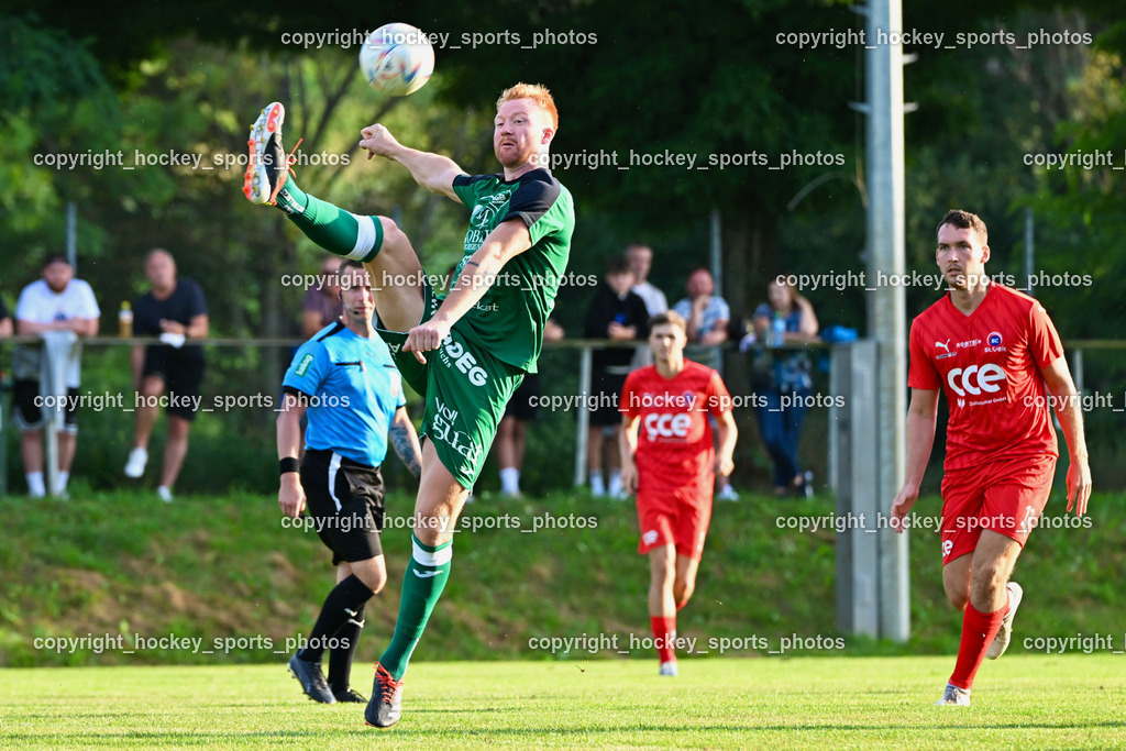 FC Lendorf vs. SC St.Veit | #69 Christian Wernisch FC Lendorf, #12 Moritz Johannes Kirbach St.Veit, FC Lendorf vs. SC St.Veit, FC Lendorf vs. SC St.Veit am 17.08.2024 in Lendorf (Thomas Morgenstern-Arena), Austria, (Photo by Bernd Stefan)