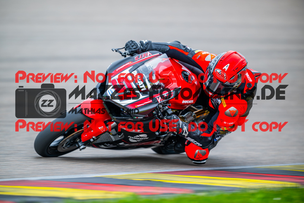 MaZZes_FotoMatrix_240504_6007705_2064 | SSP600