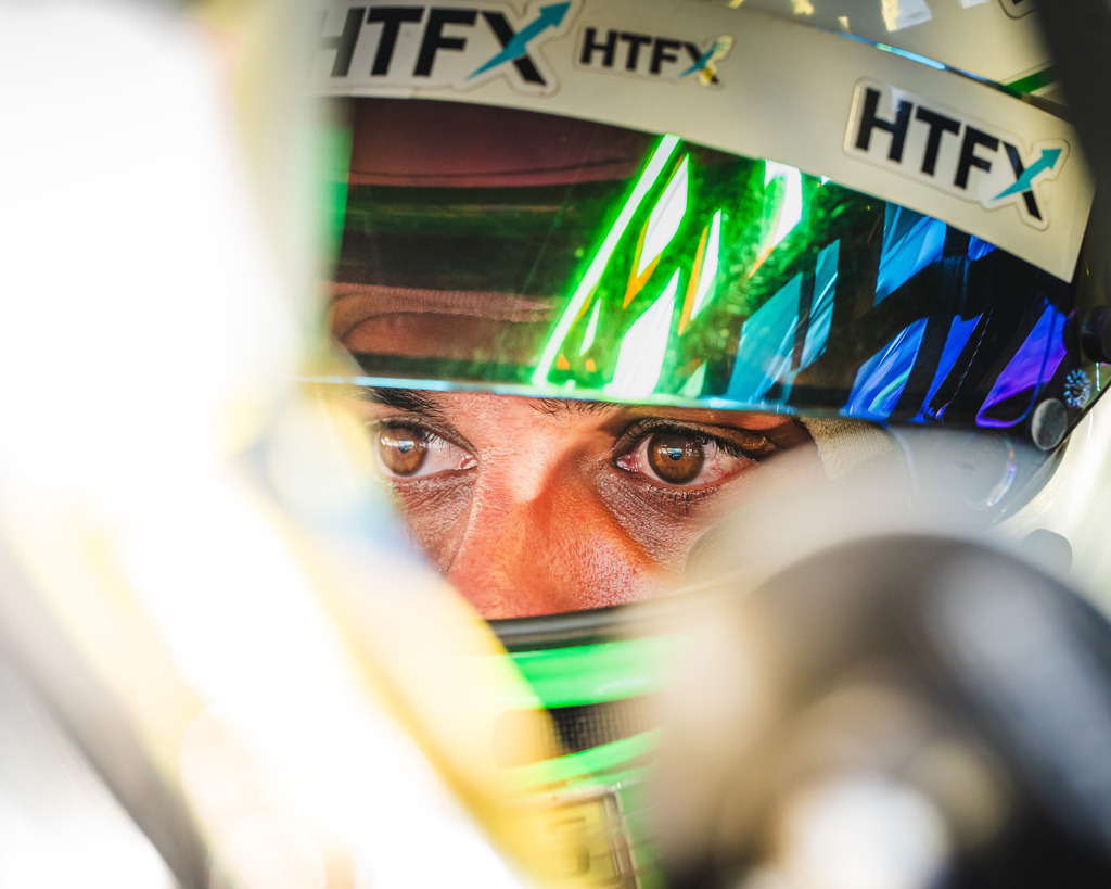 _DSC2726 | Exklusive Motorsport-Fotografie aus Leipzig von TXO Media – für Rennfahrer, Teams & Sponsoren. Sausemuth liefert starke Bilder, die Emotion zeigen. Jetzt buchen & glänzen! - Realisiert mit Pictrs.com