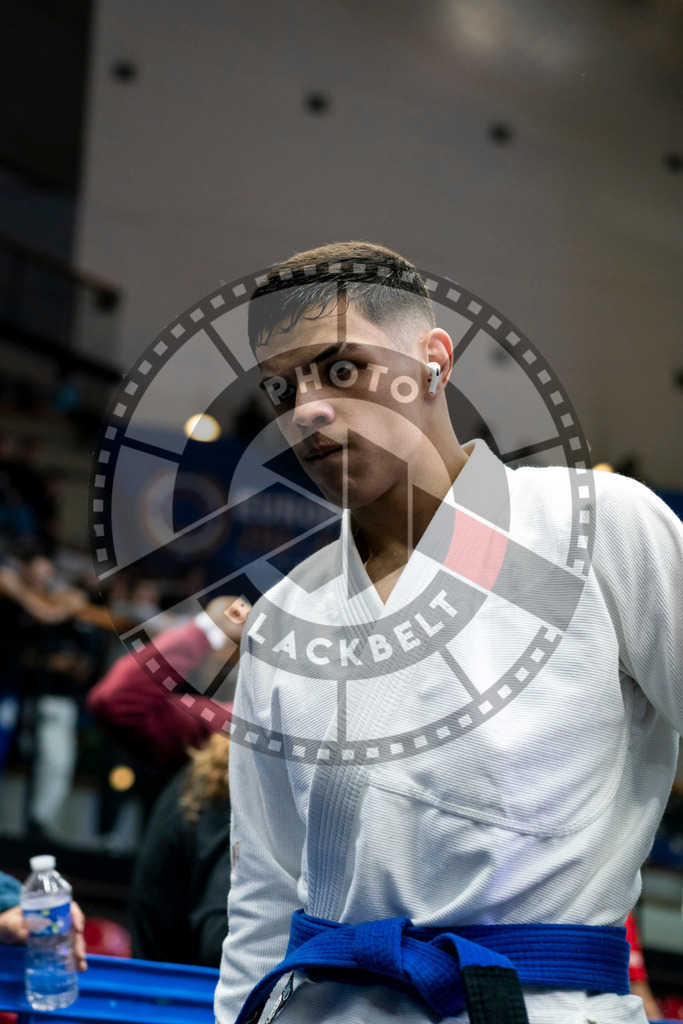 20240121PBB7468 | Fighters compete during the second day of the IBJJF European Championship in Paris, France, on January 21, 2024.