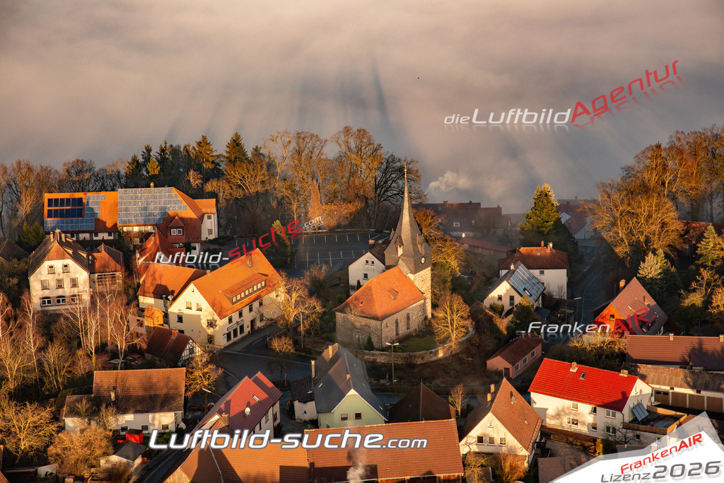 aktuelles Luftbild von Willmersreuth Mainleus - Luftaufnahme wurde 2018 von https://frankenair.de mittels Flugzeug (keine Drohne) erstellt.