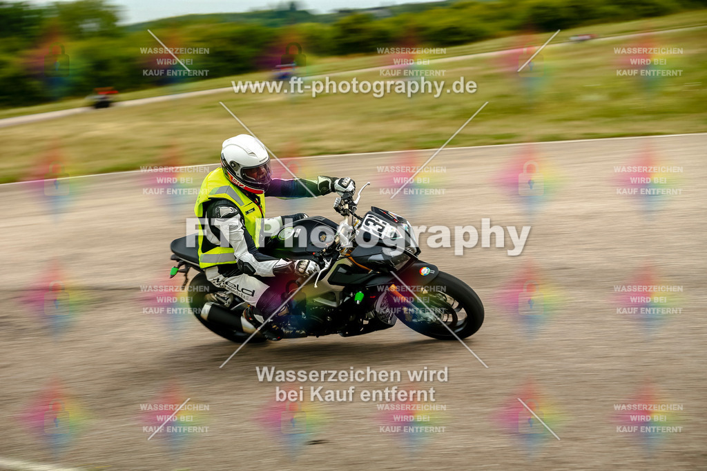 Chambley Juli-1371 | Hier findet Ihr Bilder von Touristenfahrten auf der Nürburgring Nordschleife oder von anderen Veranstaltungen die ich besucht habe. Viel Spass beim Durch Schauen 