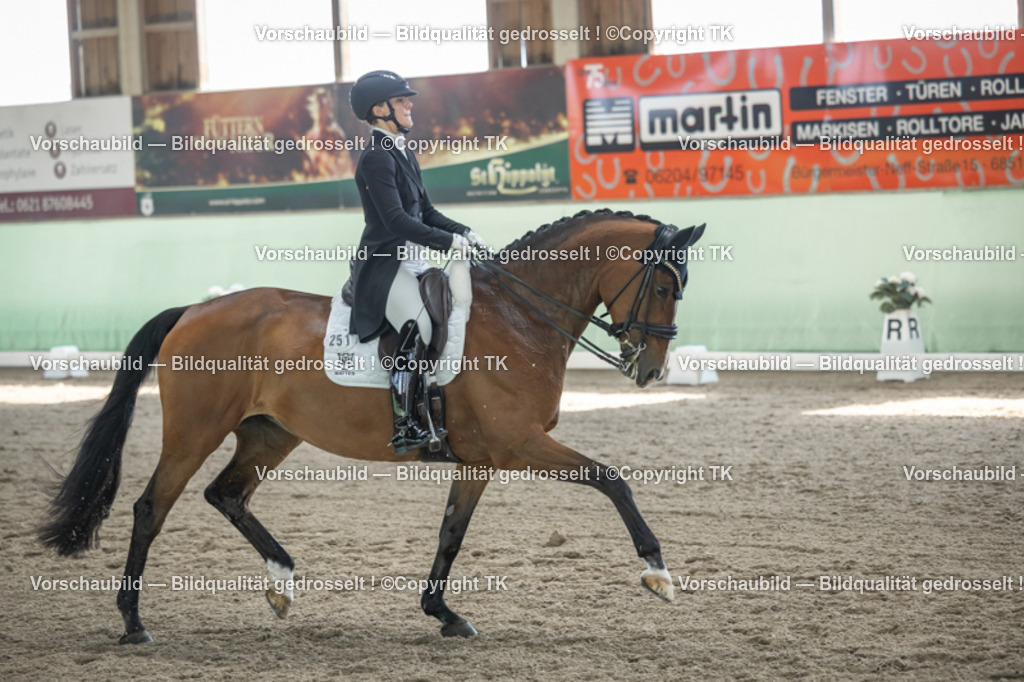 _D5A9523 | Emotionale Pferde- & People-Fotografie rund um Heidelberg, Leimen & Umgebung. Natürliche Fotos von Pferd, Mensch & Familie. Jetzt Termin sichern!