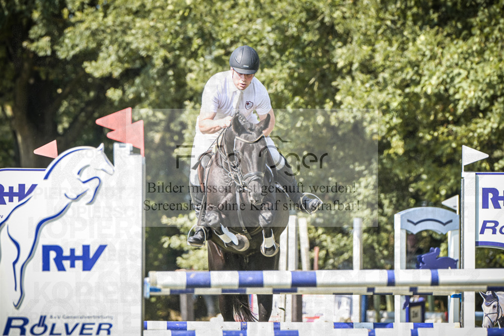 DOS_0666 | Entdecke hochwertige Reitturnierfotos von Foto Oger. Professionell, emotional und authentisch – jetzt Lieblingsmomente im Shop bestellen.Deutschlandweite Turnierfotografie. - Realisiert mit Pictrs.com