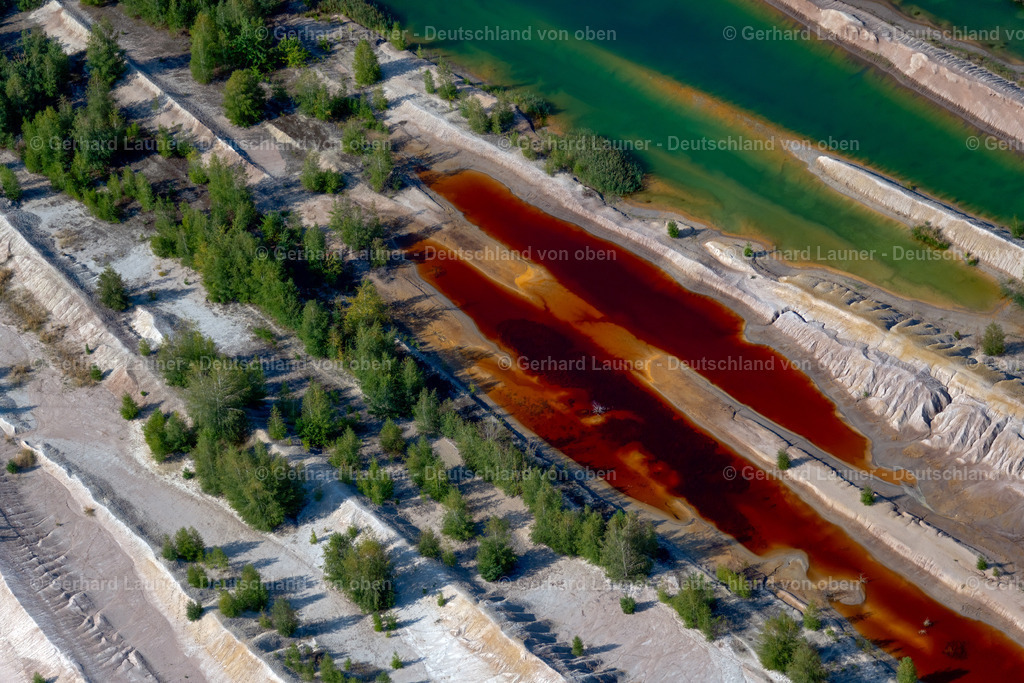 4038995 | Insel im Störmthaler See, BRAUNSBEDRA 08.09.2021 Rekultivierung der ehemaligen Tagebau - Fläche an den Uferbereichen des Sees " Geiseltalsee " in Braunsbedra im Bundesland Sachsen-Anhalt, Deutschland. // Open pit re cultivation on the shores of the lake " Geiseltalsee " in Braunsbedra in the state Saxony-Anhalt, Germany. Foto: Gerhard Launer