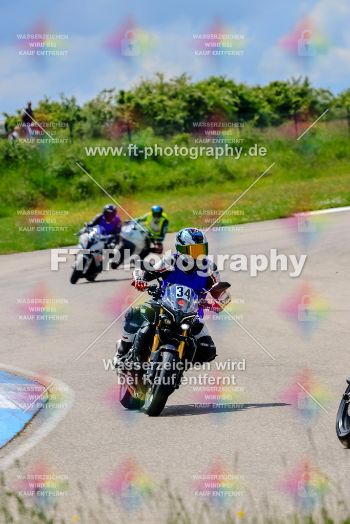 MotoTeam-0142 | Hier findet Ihr Bilder von Touristenfahrten auf der Nürburgring Nordschleife oder von anderen Veranstaltungen die ich besucht habe. Viel Spass beim Durch Schauen 