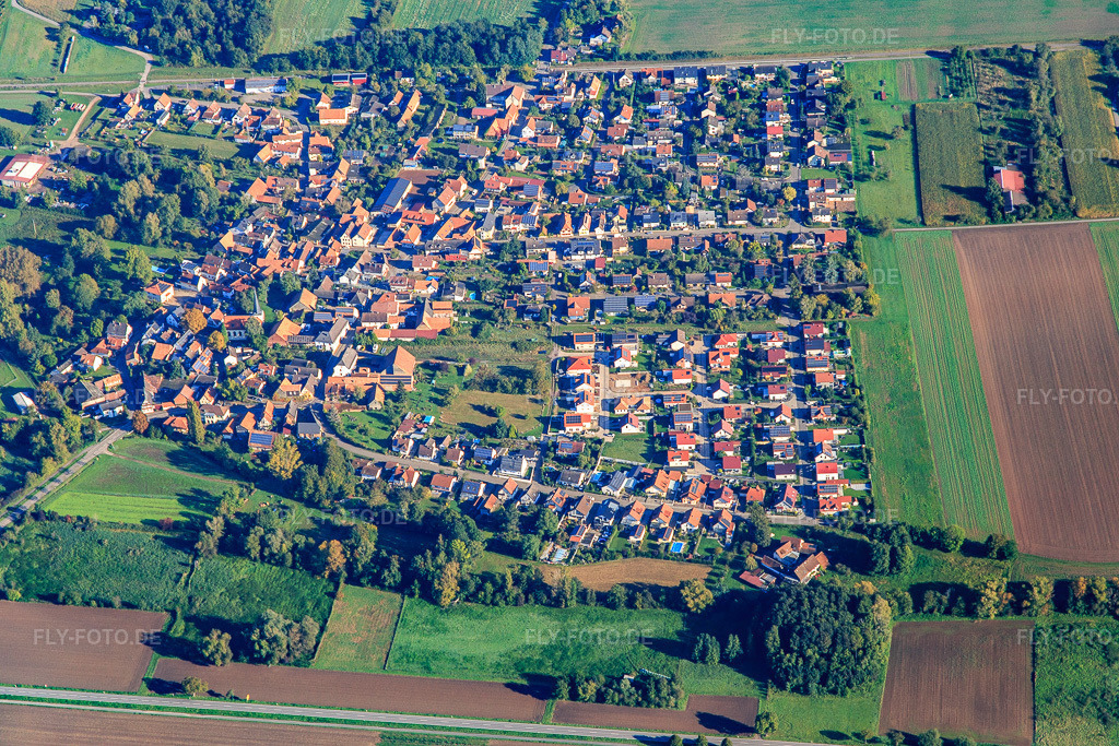 Luftbild: Ortsansicht von Süden in Barbelroth im Bundesland Rheinland-Pfalz in Deutschland. Foto: IMG_143486.jpg vom 29.09.2024 durch Werner Riehm/FLY-FOTO.de