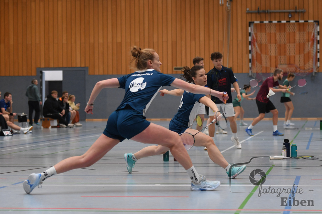 Badminton TV Metjendorf | Frauen Doppel, Wiebke Schwetje und Kira Veldmann; Badminton TV Metjendorf am 26.10.2025 in Metjendorf (Sporthalle Auf dem Kamp); Photo: Philip Eiben 2025 - Realisiert mit Pictrs.com