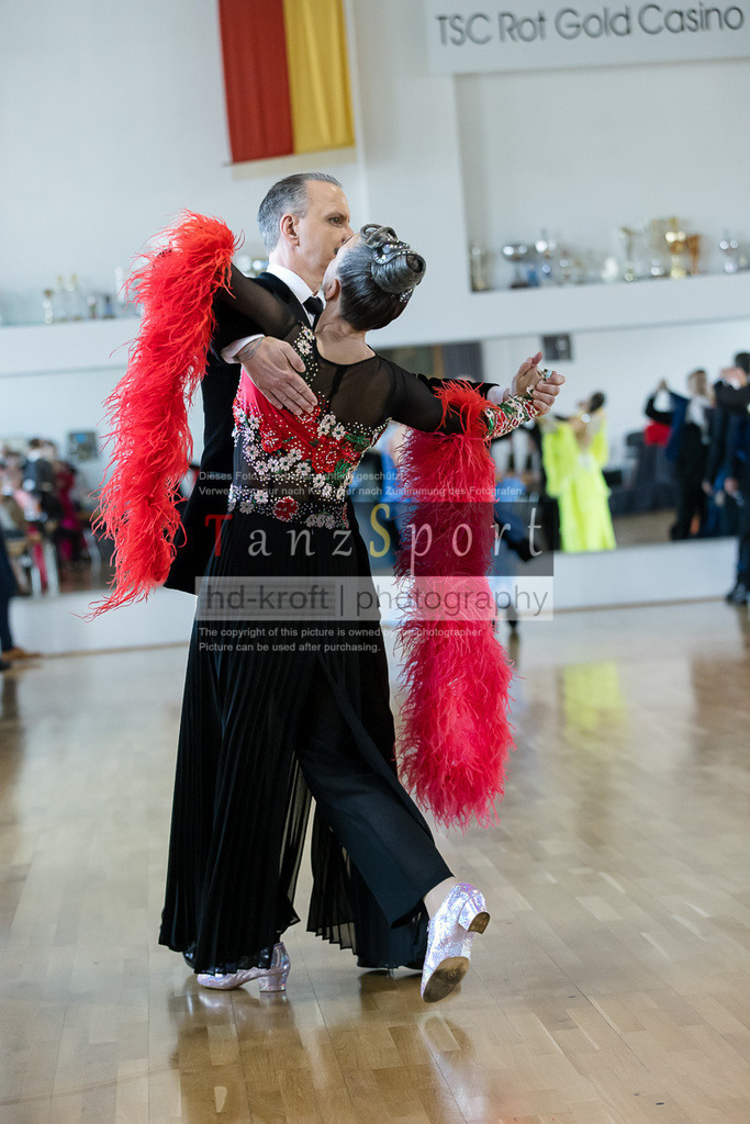 20240525_RL-Masters3-Std_5075 | Tanzsportbilder, Standardtanz, Lateintanz, WDSF, DTV, LTVB, dancecomp, goc, hessen tanzt, blaues band der spree, walzer, tango, wiener walzer, slowfox, quickstepp, samba, rumba, cha-cha-cha, paso doble. jive, hd-kroft photography, turniertanzsport