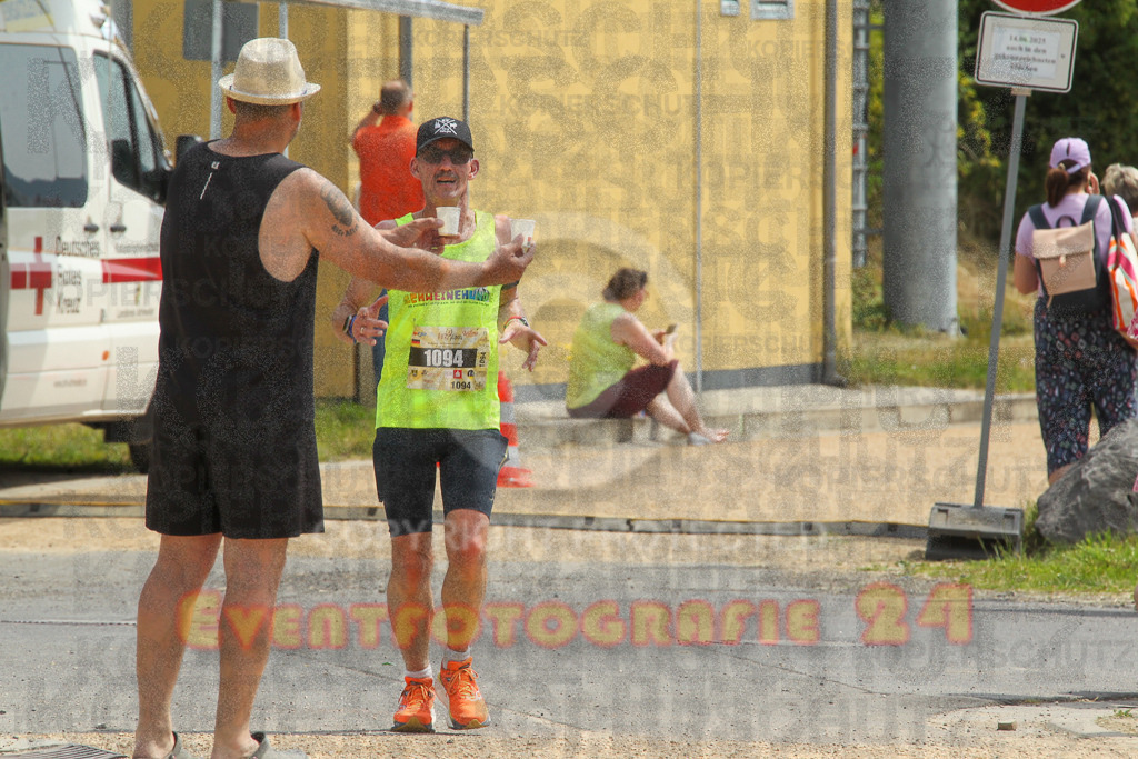 250614_1143_EV4_9175 | Sportfotografie im Rhein-Sieg Kreis, Köln, Bonn, NRW, Rheinland Pfalz, Hessen, etc. Unser Tätigkeitsfeld umfasst den Laufsport vom Volkslauf über den Marathon, Duathlon, Triathon bis zum Ultralauf wie Kölnpfad Ultra oder Schindertrail.