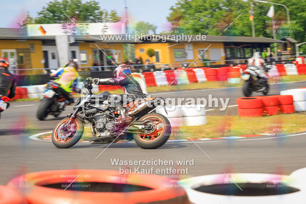 _DSK2174 | Hier findet Ihr Bilder von Touristenfahrten auf der Nürburgring Nordschleife oder von anderen Veranstaltungen die ich besucht habe. Viel Spass beim Durch Schauen 