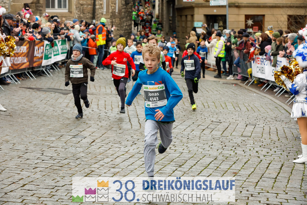 400m AOK Junior Cup | 3 Koenigslauf 2024 400m AOK Junior Cup - Realisiert mit Pictrs.com