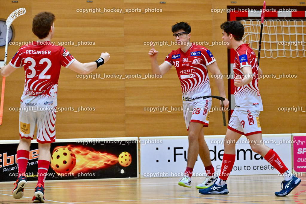 VSV Unihockey vs. KAC Floorball | Jubel KAC Floorball Mannschaft, #32 Tim Deisinger KAC Floorball, #28 Gabriel Lekas KAC Floorball, #69 Nikita Münch KAC Floorball, VSV Unihockey vs. KAC Floorball, VSV Unihockey vs. KAC Floorball am 12.04.2025 in Villach (Ballspielhalle St. Martin), Austria, (Photo by Bernd Stefan)