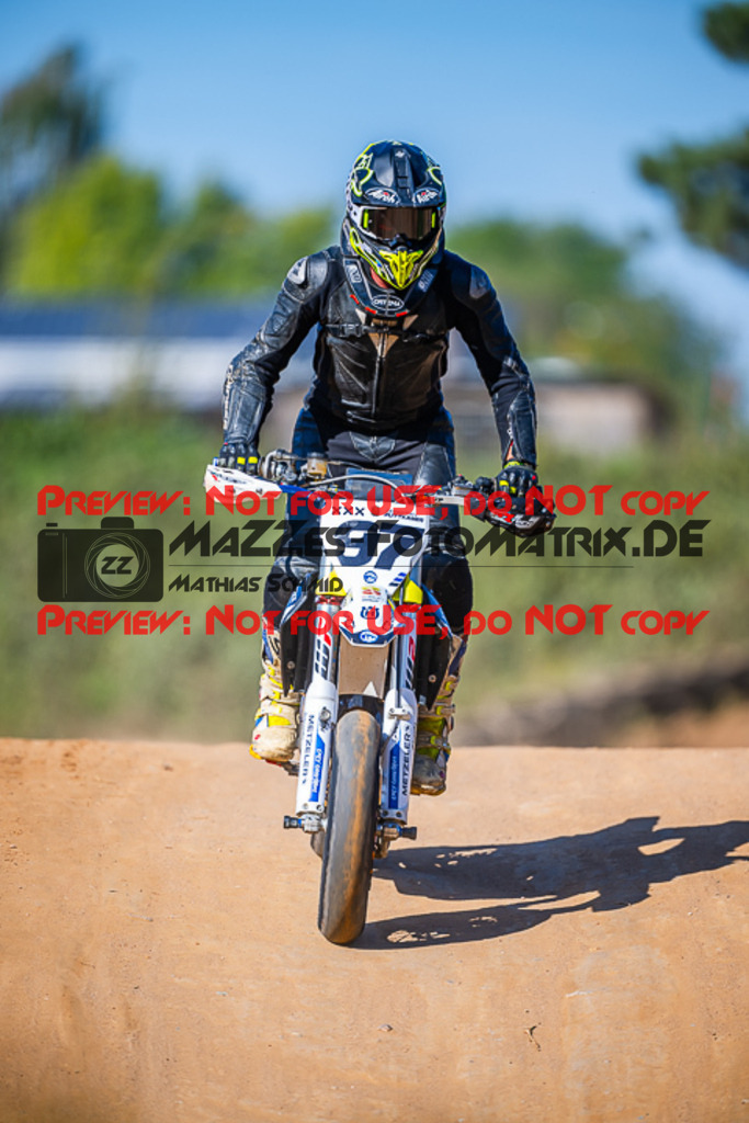 MaZZes_FotoMatrix_230916_1782 | S4