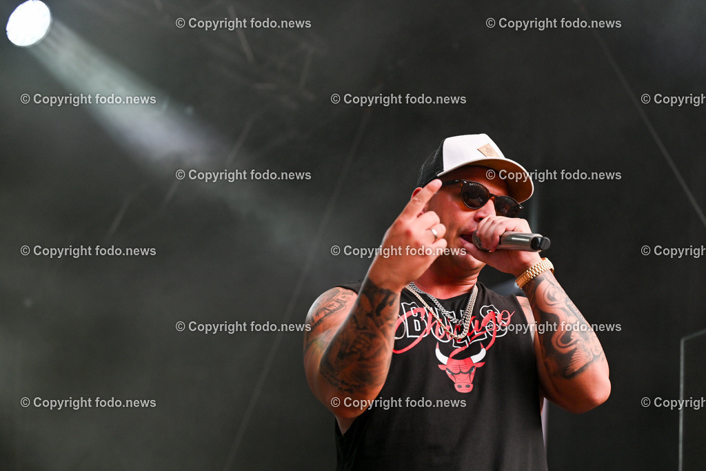 Posthof_ Pietro Lombardi_ 22.06.2023-10 | 22.06.2023, Linz, AUT, Posthof, Open Air Konzert Pietro Lombardi, im Bild Pietro Lombardi 