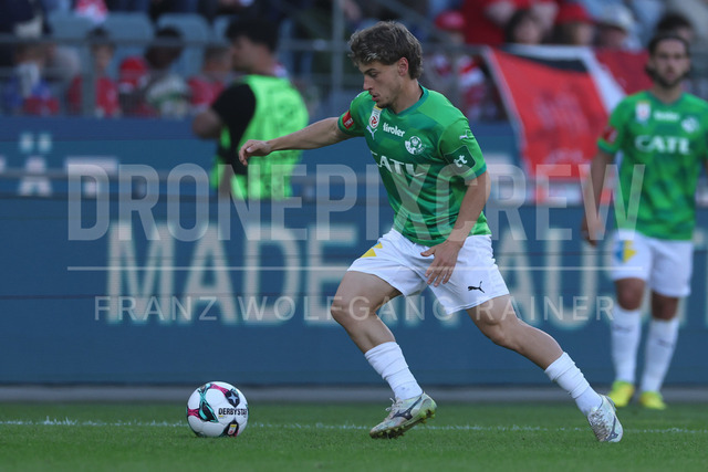 Grazer AK 1902 vs WSG Tirol – Austrian Bundesliga | Graz, Austria, 02.MAY.26 - SOCCER - ADMIRAL Bundesliga, Qualification Group, Grazer AK 1902 vs WSG Tirol. The image shows Yannick Voetter (WSG Tirol).