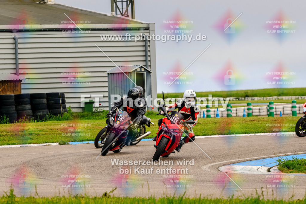 MotoTeam-8055 | Hier findet Ihr Bilder von Touristenfahrten auf der Nürburgring Nordschleife oder von anderen Veranstaltungen die ich besucht habe. Viel Spass beim Durch Schauen 