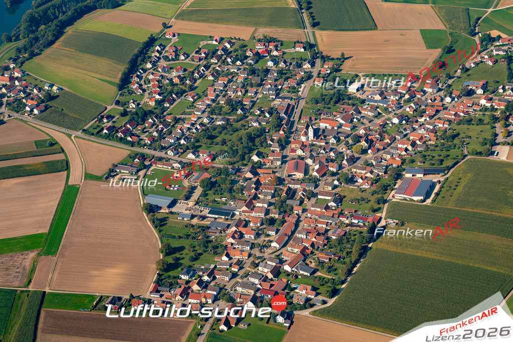 Aktuelles Luftbild von Bruck Marxheim Kauf mit Lizenz / Bildrechten möglich- Die Luftaufnahme wurde 2021 mittels UL-Flugzeug erstellt ( keine Drohne ) - hochauflösende Kamera-Systeme von  Canon -Beste Qualität - Für grossformatige Ausdrucke geeignet. Die Geschenkidee !