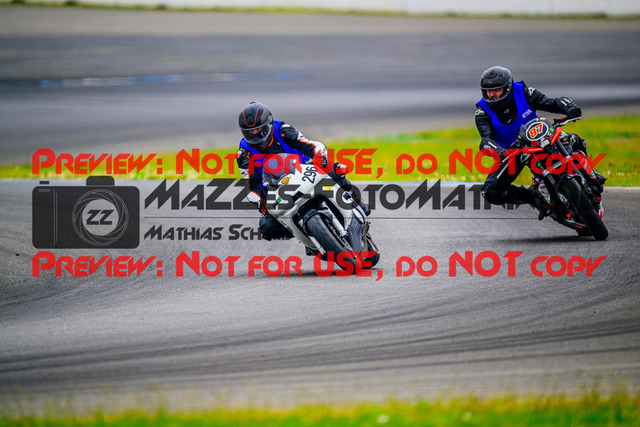 MaZZes_FotoMatrix_240614_6007705_6613 | INST