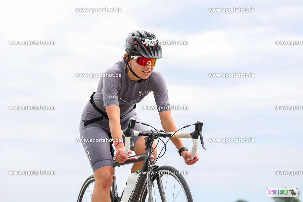 BR8A5050 | Stadttriathlon Erding 2025. #yourpictrs #sportshot_your_pictrs @Sportshotphotography #stadttriathlonerding Copyright: www.sportshot.de