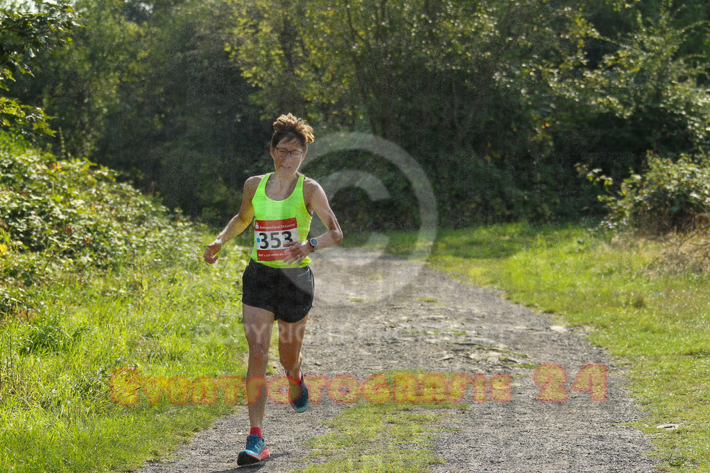 240831_1116_EV4_4182 | Sportfotografie im Rhein-Sieg Kreis, Köln, Bonn, NRW, Rheinland Pfalz, Hessen, etc. Unser Tätigkeitsfeld umfasst den Laufsport vom Volkslauf über den Marathon, Duathlon, Triathon bis zum Ultralauf wie Kölnpfad Ultra oder Schindertrail.