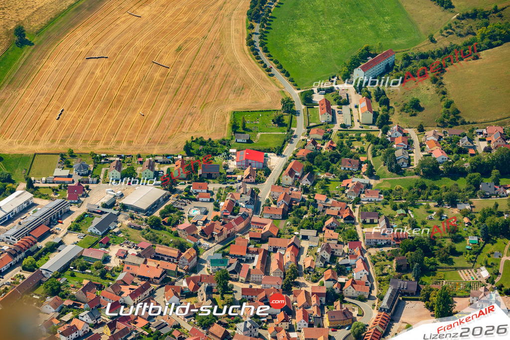Großkochberg Uhlstädt-Kirchhasel Bild- Das Luftbild wurde 2025 vom UL-Flugzeug heraus erstellt ( keine Drohne bzw. Drohnenaufnahme ) - Hochauflösende Luftaufnahme -Nicht vergleichbar mit Google Maps oder Satelittenbilder- Die Geschenkidee !Mit Lizenz und Bildrechte bestellbar - CC