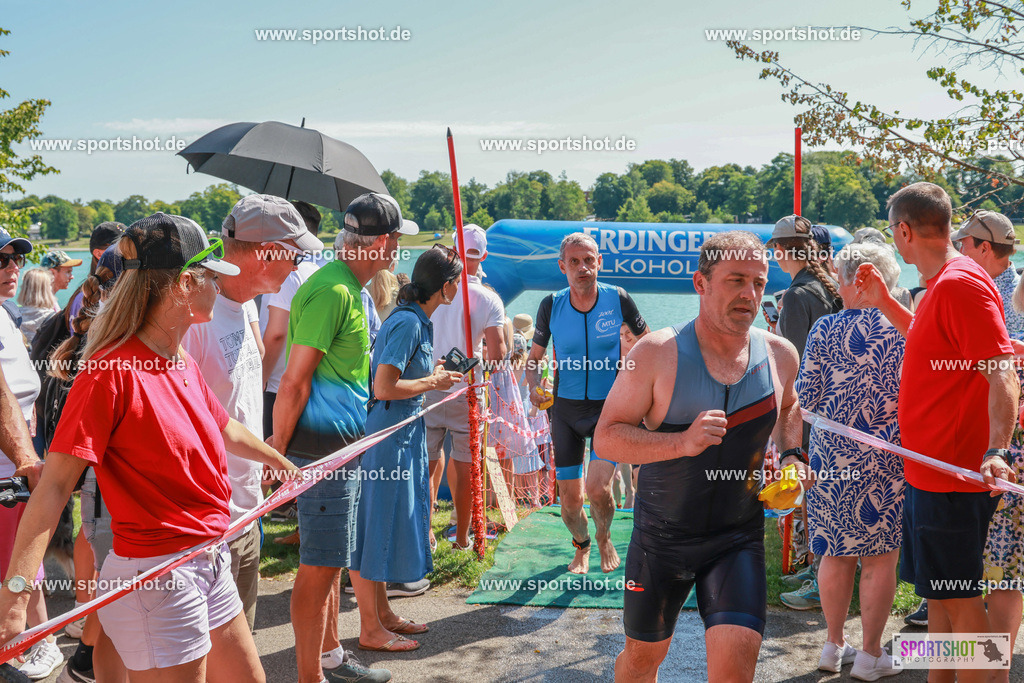 AR7_9203 | Karlsfeld Triathlon 2025 #karlsfeldtriathlon #karlsfeldtriathlon2025  #karlsfeldrace  #yourpictrs #triathlon_karlsfeld #tsveintrachtkarlsfeld #sportshot_your_pictrs @Sportshotphotography @Triathlon Karlsfeld - TSV Eintracht Karlsfeld Triathlon Copyright: www.sportshot.de