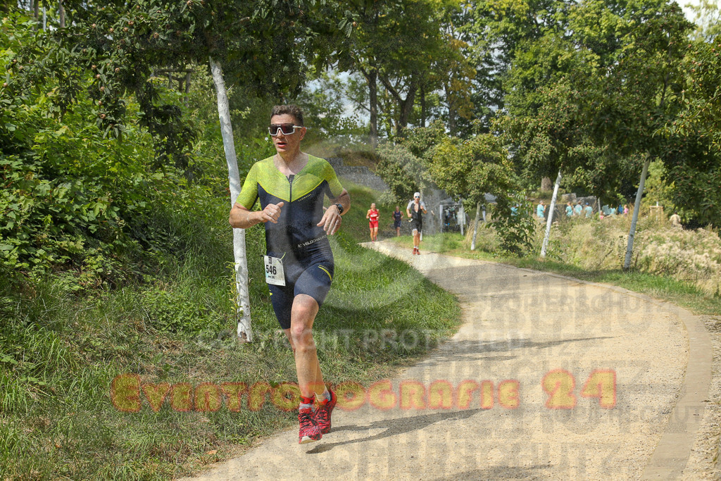 250824_1339_EX1_3183 | Sportfotografie im Rhein-Sieg Kreis, Köln, Bonn, NRW, Rheinland Pfalz, Hessen, etc. Unser Tätigkeitsfeld umfasst den Laufsport vom Volkslauf über den Marathon, Duathlon, Triathon bis zum Ultralauf wie Kölnpfad Ultra oder Schindertrail.