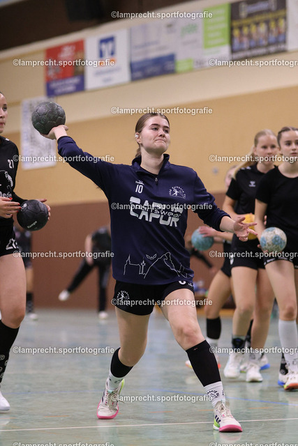 Handball I Juniorinnen I Saison 2026-2027 I Oberliga Schleswig-Holstein I 3. Spieltag I HSG Kalkberg 06 - TSV Bargteheide 003 | Mieke Thies (6, HSG Kalkberg 06) - Realisiert mit Pictrs.com