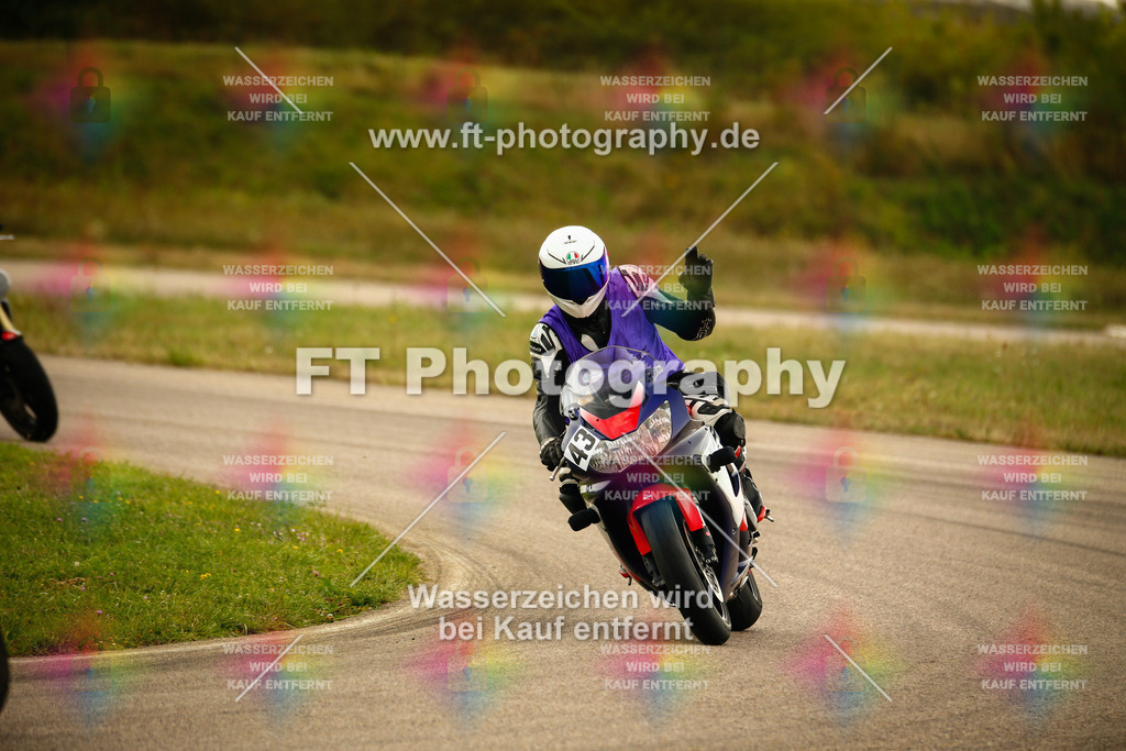 _MOT7764 | Hier findet Ihr Bilder von Touristenfahrten auf der Nürburgring Nordschleife oder von anderen Veranstaltungen die ich besucht habe. Viel Spass beim Durch Schauen 