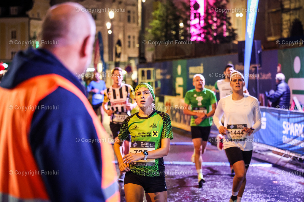 A-BINDER_20250925_0061 | LINZ, AUSTRIA,25.Sept.25 - NIGHT RUN LINZ. Image shows Photo: Sportmediapics.com/ Manfred Binder
