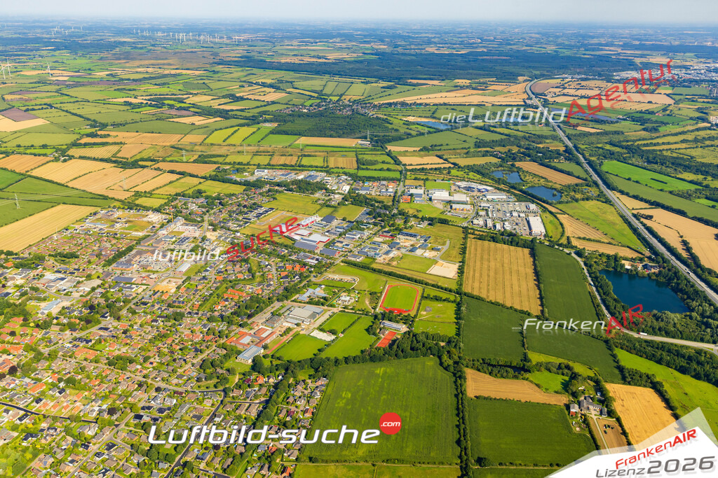 Handewittbusch Handewitt Bild- Das Luftbild wurde 2025 vom UL-Flugzeug heraus erstellt ( keine Drohne bzw. Drohnenaufnahme ) - Hochauflösende Luftaufnahme -Nicht vergleichbar mit Google Maps oder Satelittenbilder- Die Geschenkidee !Mit Lizenz und Bildrechte bestellbar - CC