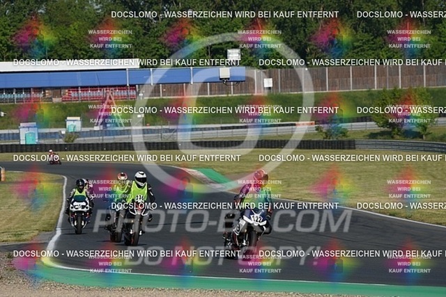 2025_05_13_PBK_23838 | Sportfotografie; SlowMotion; Video; Rennstrecke; Hafeneger; Speer; Racing; RSE; BMW; CBO; Trackday; Motorsportarena; Hockenheimring; Brno; Most; Barcelona; Valencia