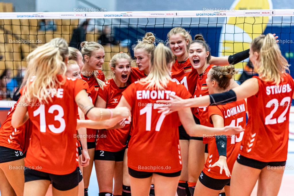 2022-00063443-Testspiel-Deutschland-Brasilien | Jubel Deutschland, 17.09.2022; Berlin Foto: Gerold Rebsch - www.beachpics.de
