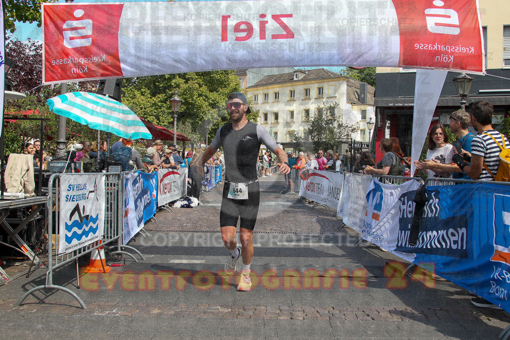 250824_1433_EV4_1918 | Sportfotografie im Rhein-Sieg Kreis, Köln, Bonn, NRW, Rheinland Pfalz, Hessen, etc. Unser Tätigkeitsfeld umfasst den Laufsport vom Volkslauf über den Marathon, Duathlon, Triathon bis zum Ultralauf wie Kölnpfad Ultra oder Schindertrail.