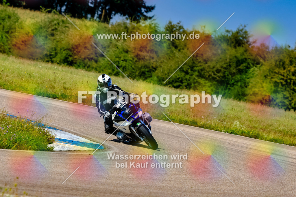 039-3685 | Hier findet Ihr Bilder von Touristenfahrten auf der Nürburgring Nordschleife oder von anderen Veranstaltungen die ich besucht habe. Viel Spass beim Durch Schauen 