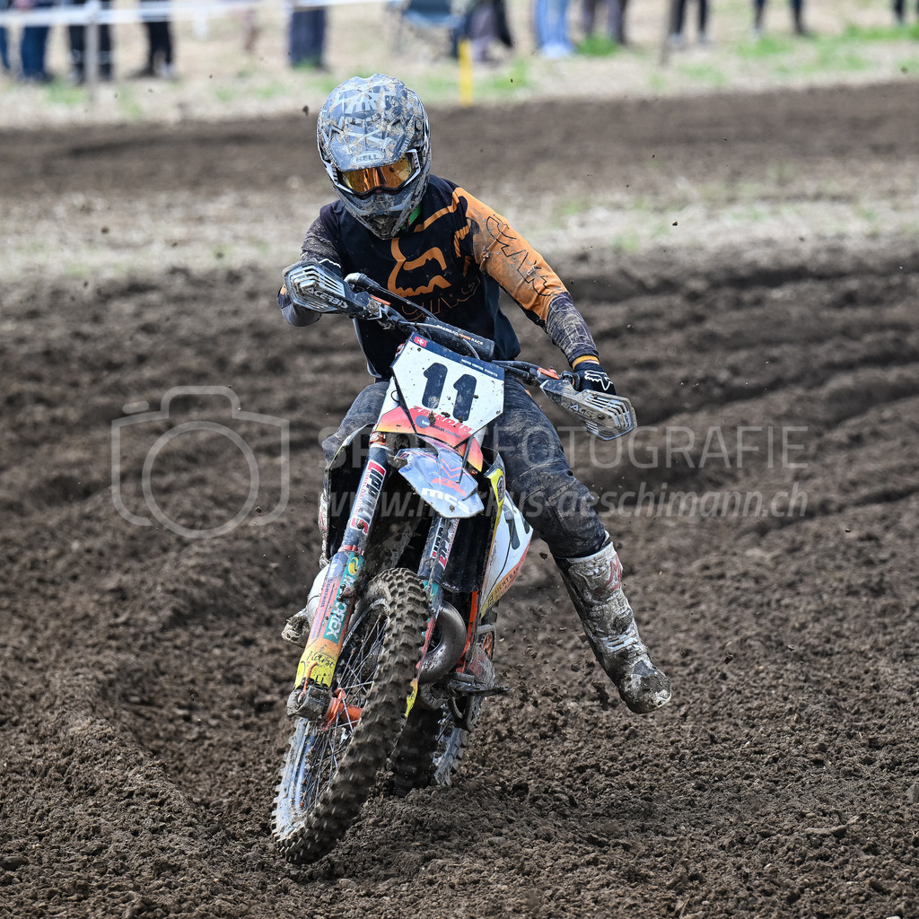 Motocross Schlatt bei Winterthur - 29. April 2023 | #11 Zbinden Cedric aus Wengi (CH) auf KTM in der Kategorie MX2 am Motocross Schlatt bei Winterthur, 29. April 2023.
Instagram: @mx_schlatt | @mc_wila | @sam_schweiz
Bild: Sportfotografie Markus Aeschimann | www.markus-aeschimann.ch - Realisiert mit Pictrs.com