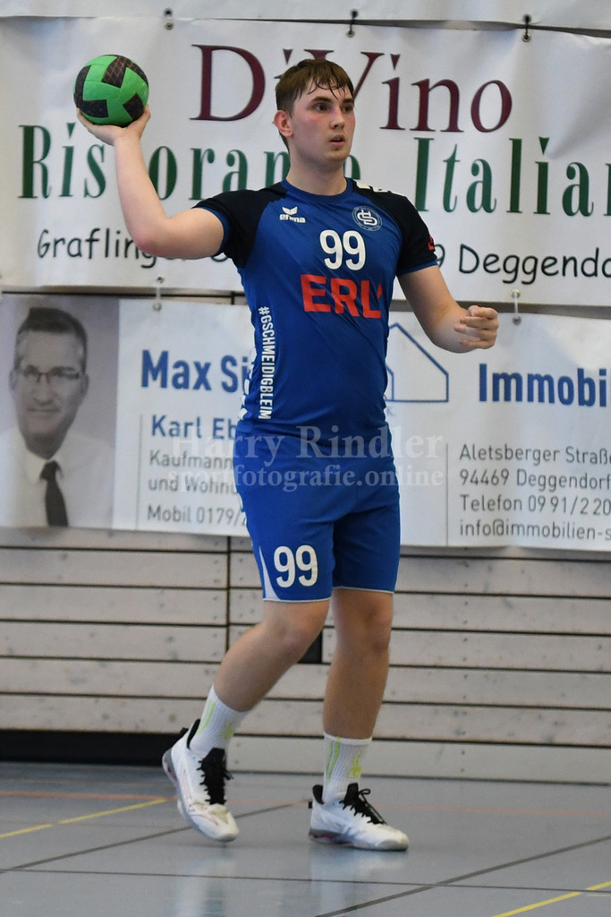 HC Deggendorf : TSV Taufkirchen/Vils | Marcel  Meiser  (HC Deggendorf  #99) - Realisiert mit Pictrs.com