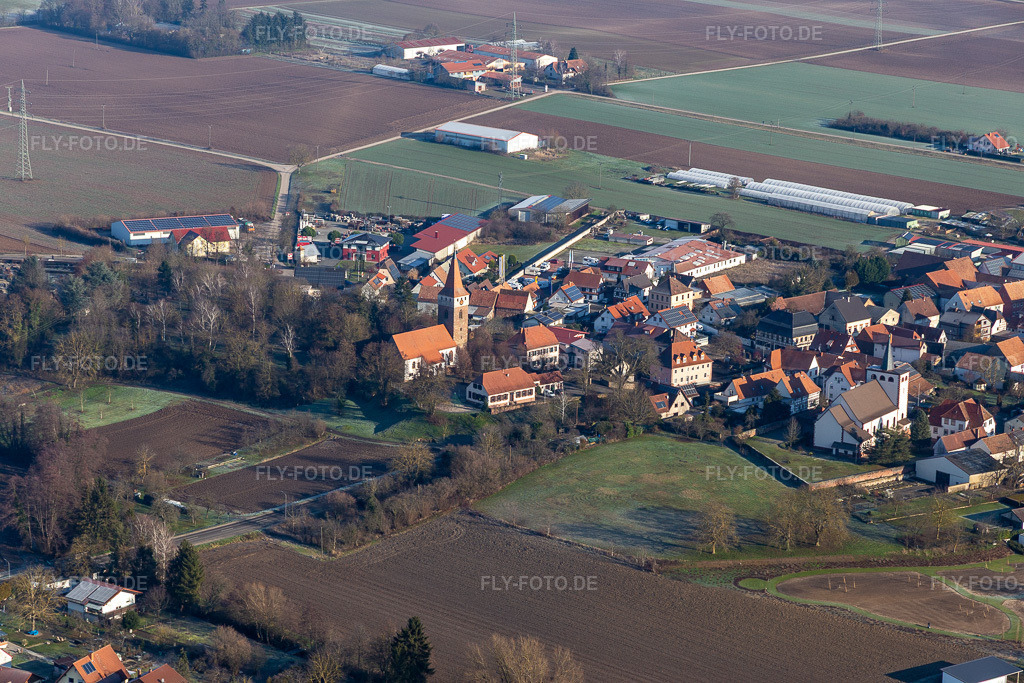 Luftbild: Protestantische Kirche in Minfeld im Bundesland Rheinland-Pfalz in Deutschland. Foto: IMG_124148.jpg vom 11.01.2021 durch Werner Riehm/FLY-FOTO.de