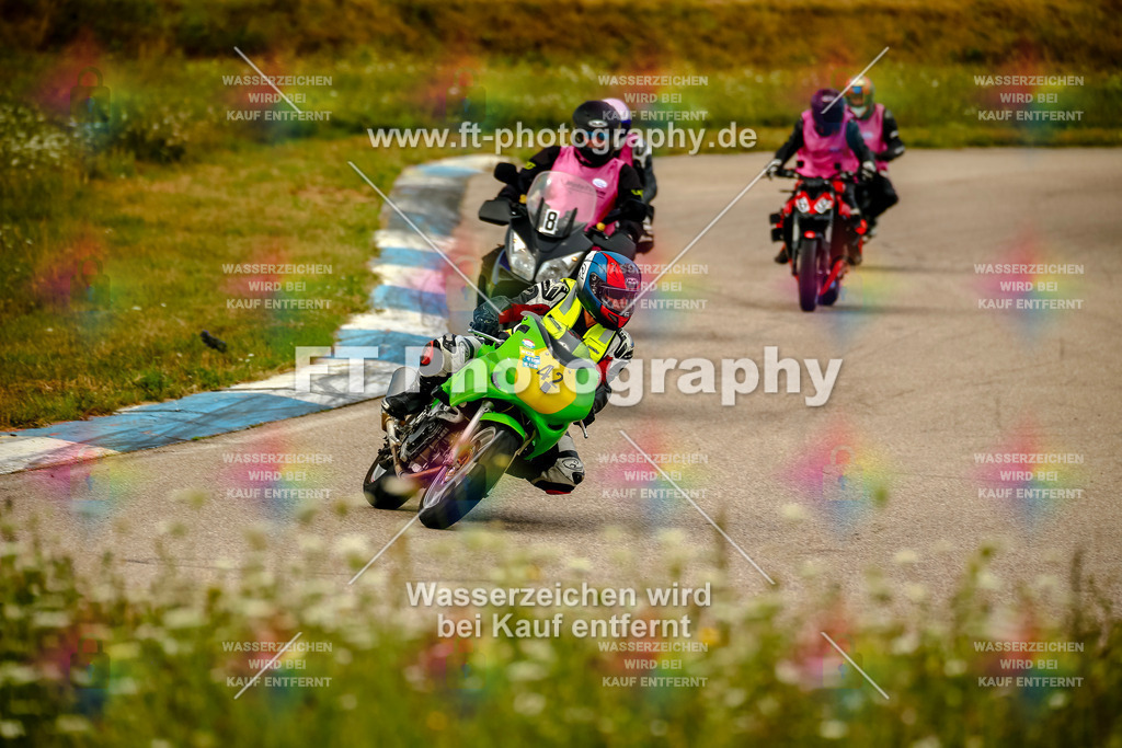 Chambley Juli-0899 | Hier findet Ihr Bilder von Touristenfahrten auf der Nürburgring Nordschleife oder von anderen Veranstaltungen die ich besucht habe. Viel Spass beim Durch Schauen 