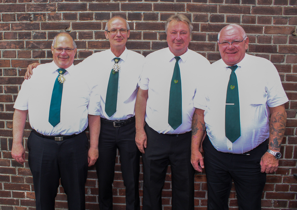 top-top.de-250601-187 | Foto, Video, Fotografie, Videografie, Fotobox, DJ, Discjockey, Musik, Musikbox, Veranstaltung, Photobooth, Amazon, Ebay, Buchtipp, Bestseller, Autor, Verlag, Buch, Wesel, Hamminkeln, NRW, Dinslaken, Rees, Drohne, Hochzeit, Party, Fotobox, Wesel, Fotograf