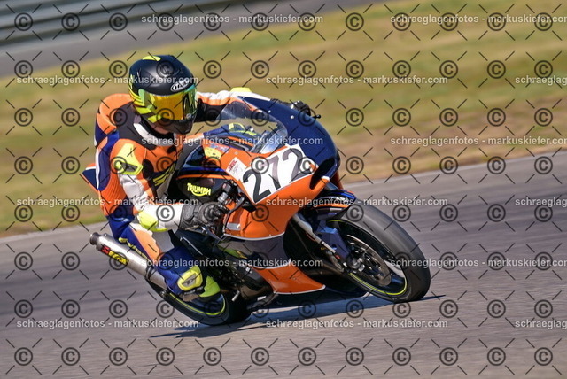26bt05-0309 | markuskiefer.com - Realisiert mit Pictrs.com