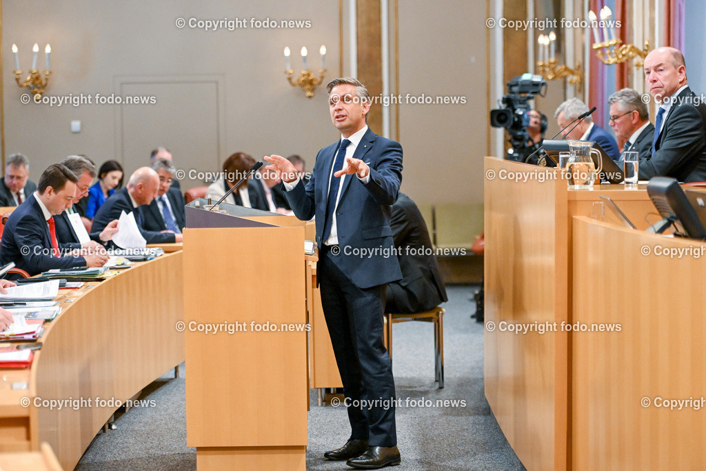 Landhaus Linz_ Promenade_ Landtagssitzung_ 20.04.2023-12 | 20.04.2023, Landhaus Linz AUT, Promenade, Landtagssitzung, im Bild LR Wolfgang Hattmannsdorfer (VP)