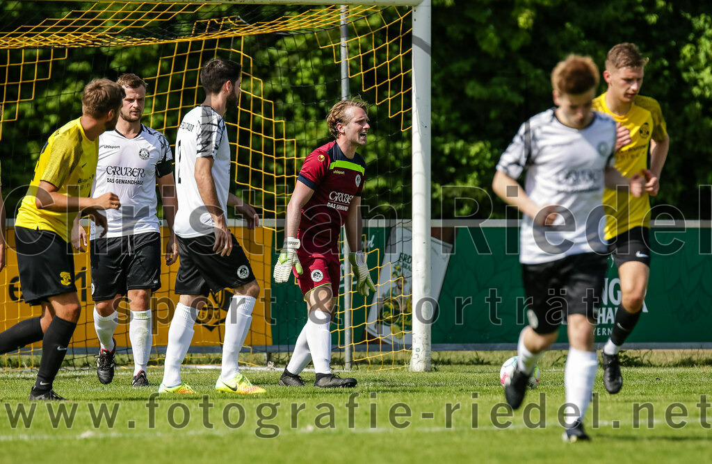 2023-07-09_074_FC_Moosinning_II_gegen_FC_Herzogstadt | Moosinning, Deutschland, 09.07.2023:
Fußball, Kreisliga 2023 / 2024, Testspiel, FC Moosinning II gegen FC Herzogstadt, Endergebnis: 2:1

Foto: Christian Riedel / fotografie-riedel.net