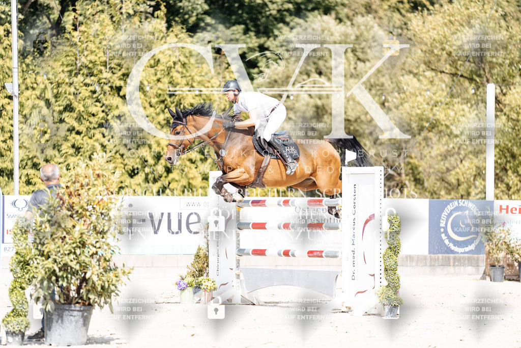CK905261 | Turnierfotografie Pferdefotografie Trier Rheinland-Pfalz Pferdesport Reitsport Tierfotografie Sportfotografie Pferdevideo Pferdevideografie Equestrianvideography equestrianphotography  - Realisiert mit Pictrs.com