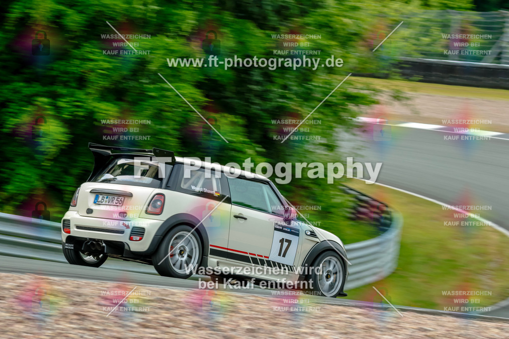 _GTS5824 | Hier findet Ihr Bilder von Touristenfahrten auf der Nürburgring Nordschleife oder von anderen Veranstaltungen die ich besucht habe. Viel Spass beim Durch Schauen 