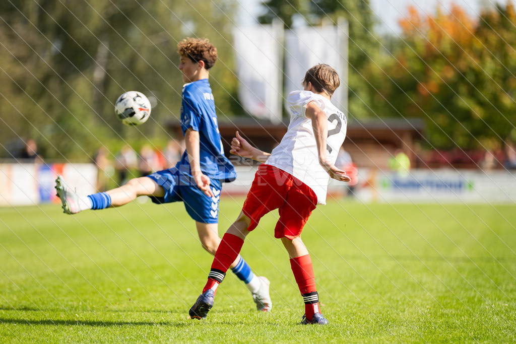 20250920_Picselweb-Fotografie_1R3_0830 | JFV D/A &amp; Stade - VfB Oldenburg0:1 VfB no70:2 VfB no70:3 VfB JFV Eigentor0:4 VfB no70:5 VfB no71:5 JFV no3 Jaric Jimenez-Voss2:5 JFV no9 Janko Sylvester3:5 JFV no16 Damian Elias Mihro Burekovic - Realisiert mit Pictrs.com