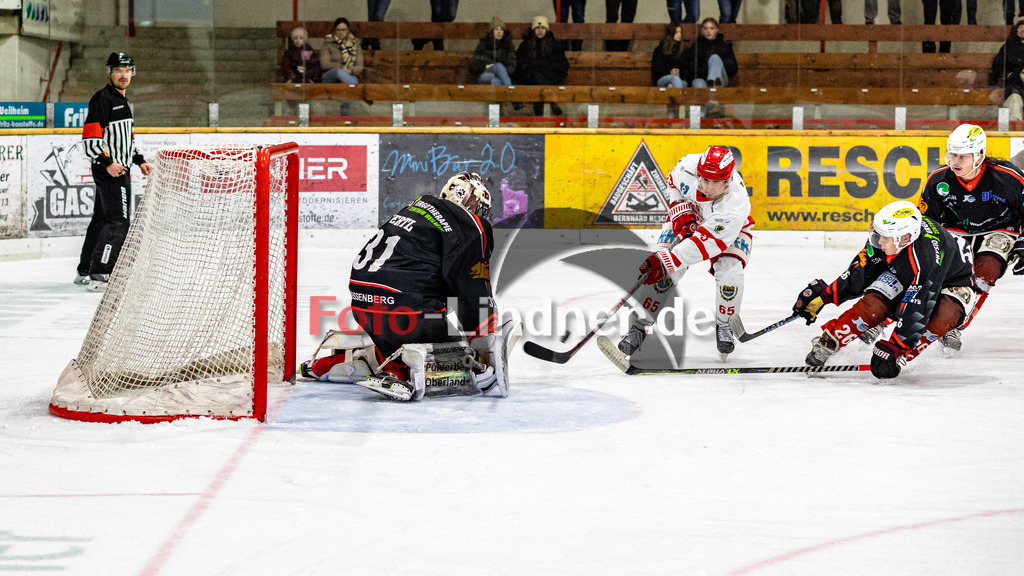 Bayernliga Eishockey Meisterrunde, TSV Peißenberg "Miners" gegen TEV Miesbach am 3.2.23 in Peißenberg | Bayernliga Eishockey Meisterrunde, TSV Peißenberg "Miners" gegen TEV Miesbach am 3.2.23 in Peißenberg